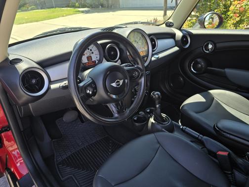 2011 MINI Cooper Base