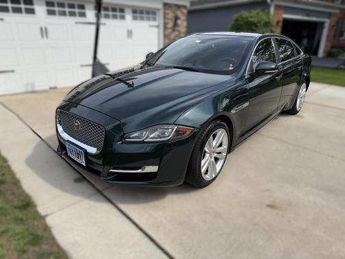 Green 2016 Jaguar XJ XJL Portfolio