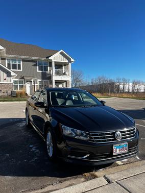 2017 Volkswagen Passat 1.8T SE