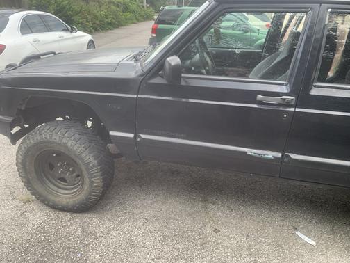 Black 1998 Jeep Cherokee Sport 4WD