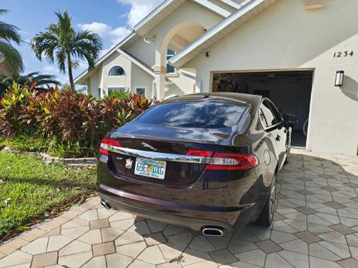 2011 Jaguar XF Premium