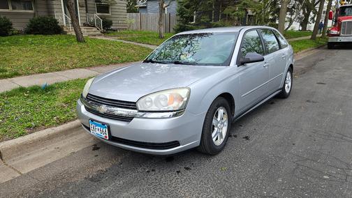 Silver 2005 Chevrolet Malibu Maxx LS