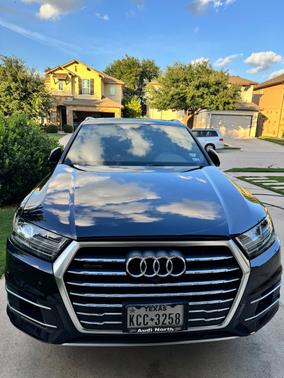 Blue 2017 Audi Q7 3.0T Premium Plus