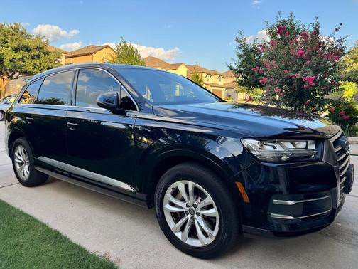 Blue 2017 Audi Q7 3.0T Premium Plus