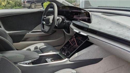 White 2022 Lucid Air Dream Edition