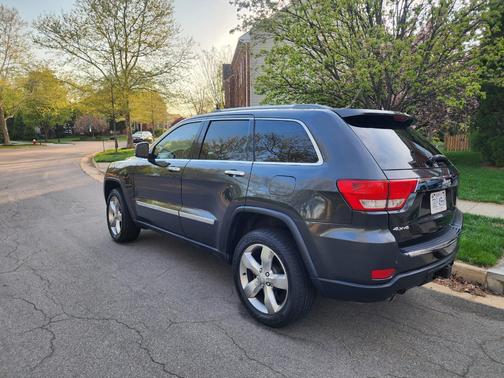 2011 Jeep Grand Cherokee Overland