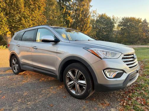 Silver 2016 Hyundai SANTA FE Limited