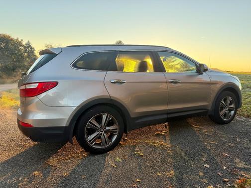 Silver 2016 Hyundai SANTA FE Limited