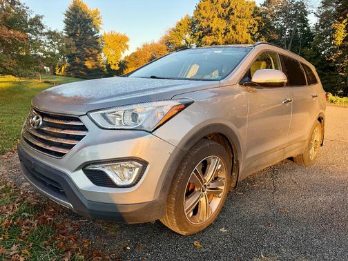 Silver 2016 Hyundai SANTA FE Limited