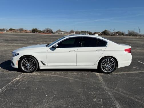 2019 BMW 530 i