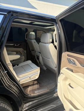 Black 2021 GMC Yukon Denali