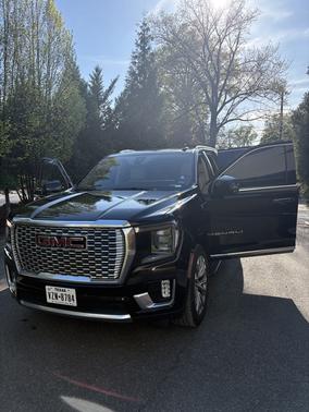 Black 2021 GMC Yukon Denali