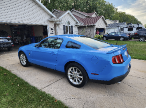 Blue 2011 Ford Mustang V6 Premium