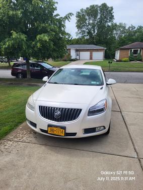 2012 Buick Regal Premium 1