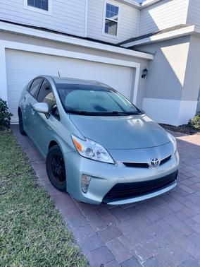 2014 Toyota Prius Five