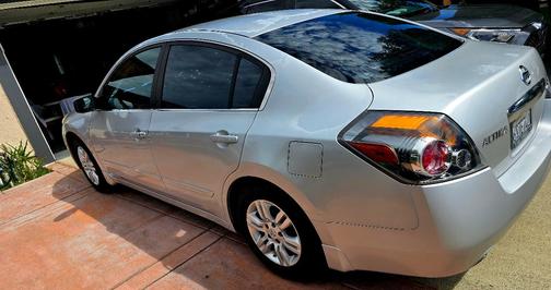 Silver 2012 Nissan Altima 2.5 S