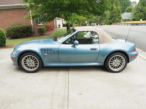 2001 BMW Z3 3.0i Roadster