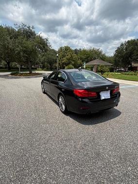 Black 2019 BMW 530 i