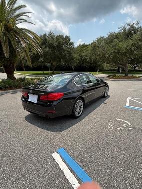 Black 2019 BMW 530 i