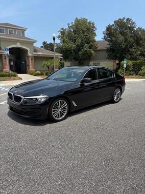 Black 2019 BMW 530 i