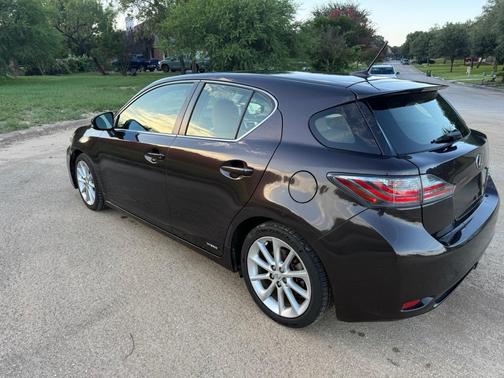 Brown 2013 Lexus CT 200h Premium