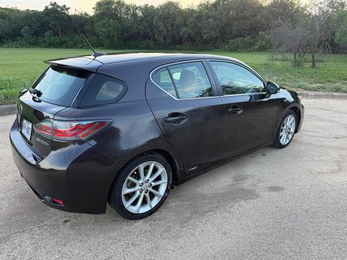 Brown 2013 Lexus CT 200h Premium