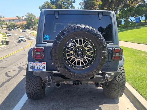 Blue 2020 Jeep Wrangler Unlimited Rubicon