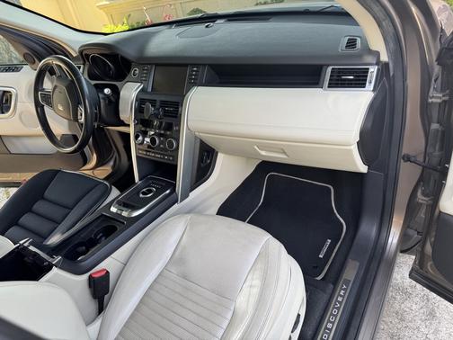 2016 Land Rover Discovery Sport HSE LUX