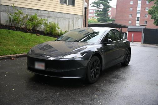 Gray 2024 Tesla Model 3 Long Range