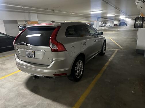2015 Volvo XC60 3.2 Premier