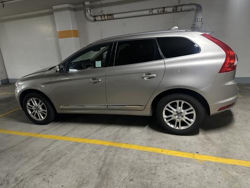 2015 Volvo XC60 3.2 Premier