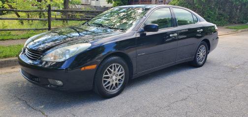 Black 2004 Lexus ES 330 Base