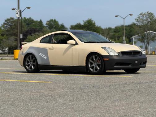 Beige 2004 INFINITI G35 Base