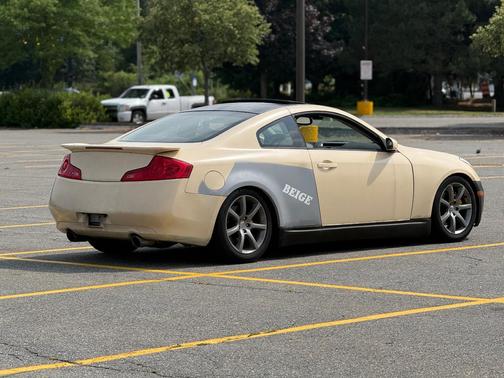 Beige 2004 INFINITI G35 Base