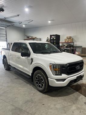 White 2021 Ford F-150 XLT