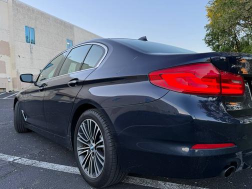 Blue 2017 BMW 530 i xDrive