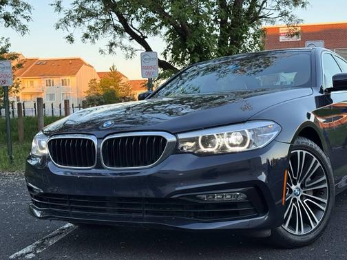 Blue 2017 BMW 530 i xDrive