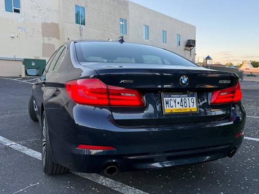Blue 2017 BMW 530 i xDrive