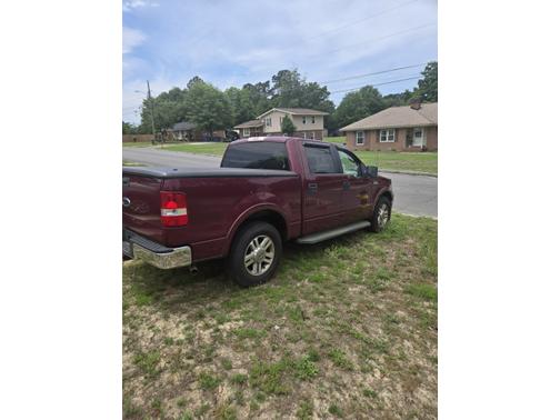 2005 Ford F-150 Lariat SuperCrew