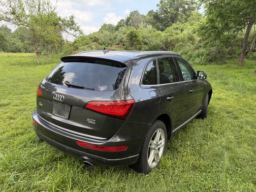 Gray 2015 Audi Q5 2.0T Premium Plus