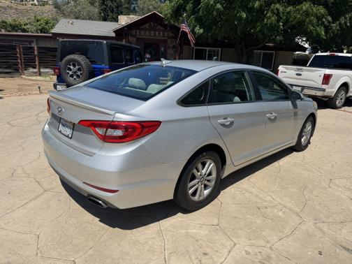 2015 Hyundai SONATA SE