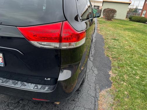 2013 Toyota Sienna LE