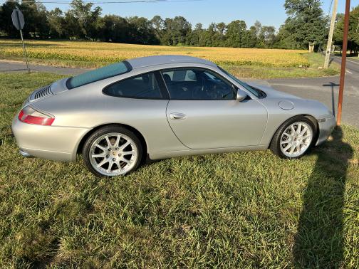 2000 Porsche 911 Carrera