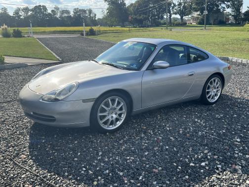 2000 Porsche 911 Carrera