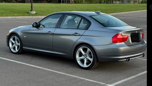 Gray 2010 BMW 335 i xDrive