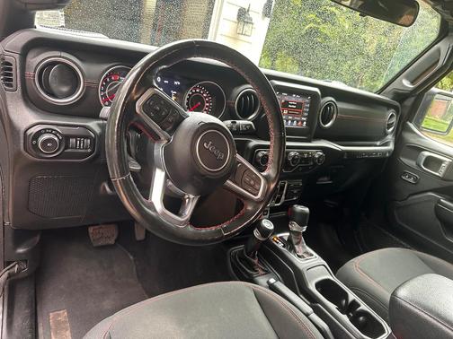 Gray 2020 Jeep Wrangler Unlimited Rubicon