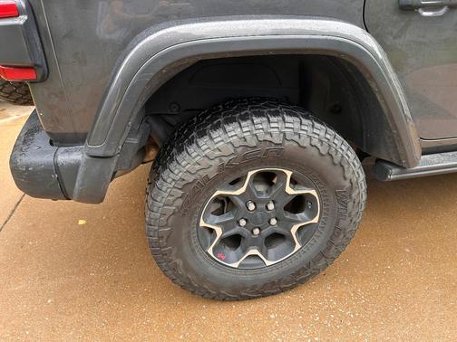 Gray 2020 Jeep Wrangler Unlimited Rubicon