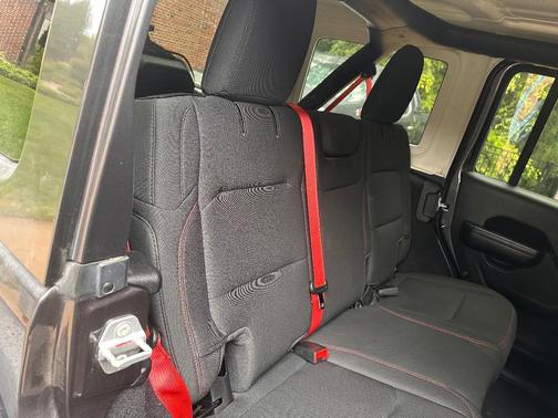 Gray 2020 Jeep Wrangler Unlimited Rubicon