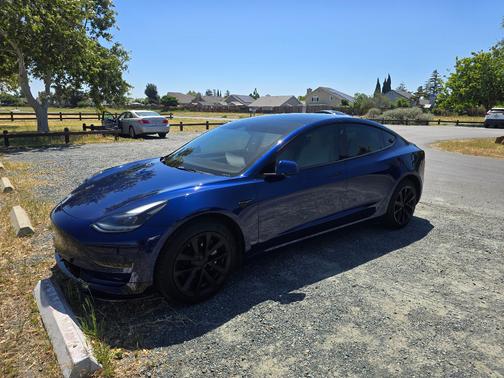 Blue 2022 Tesla Model 3 Base