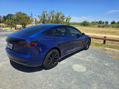 Blue 2022 Tesla Model 3 Base